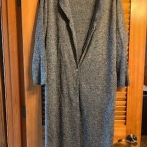 Black & White Long Sweater Cardigan...XL